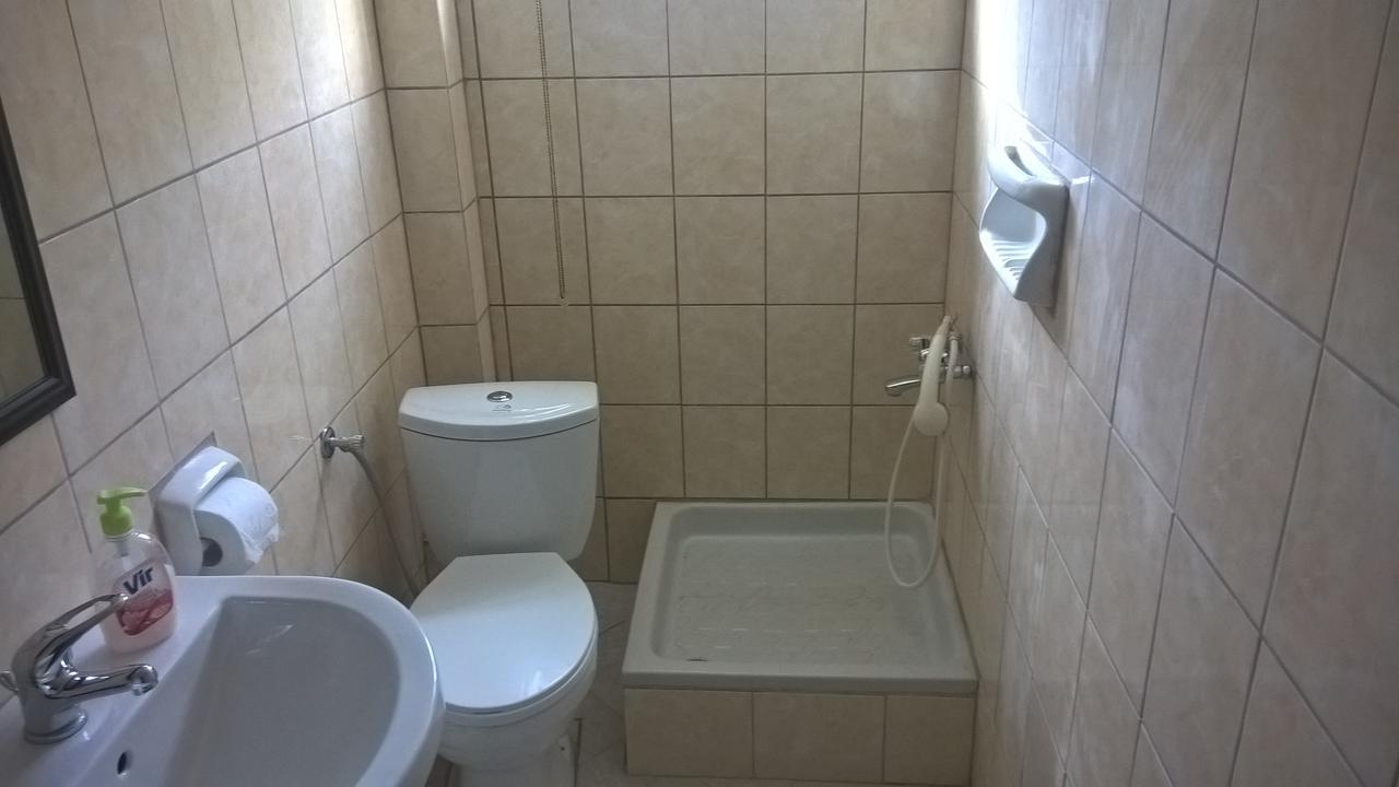 Gkoloi Studios & Apartments Kalyves Polygyrou Luaran gambar