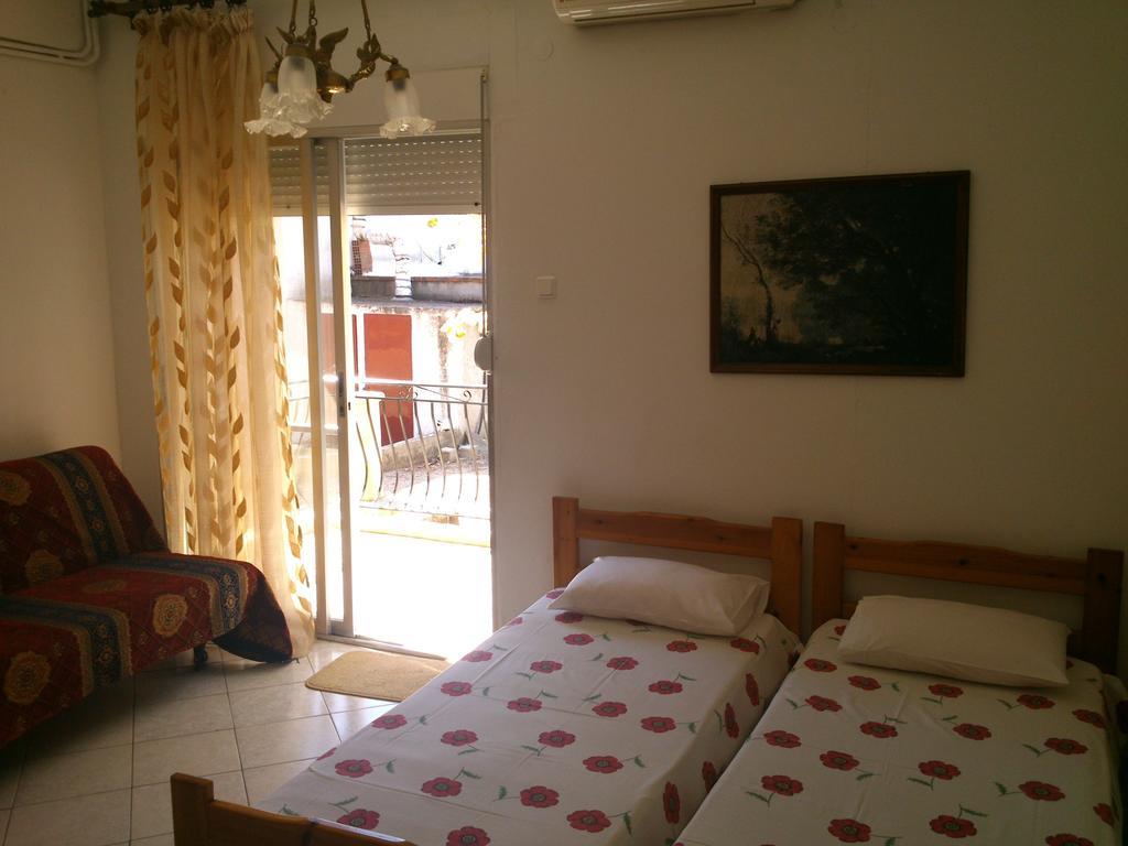 Gkoloi Studios & Apartments Kalyves Polygyrou Luaran gambar